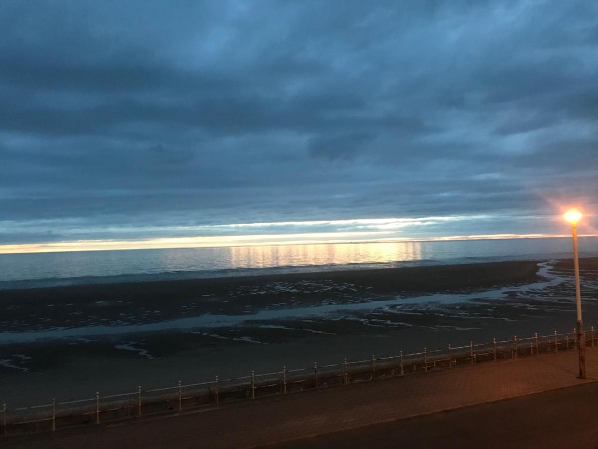 לינה וארוחת בוקר בלקפול The Jewel Of The Sea מראה חיצוני תמונה