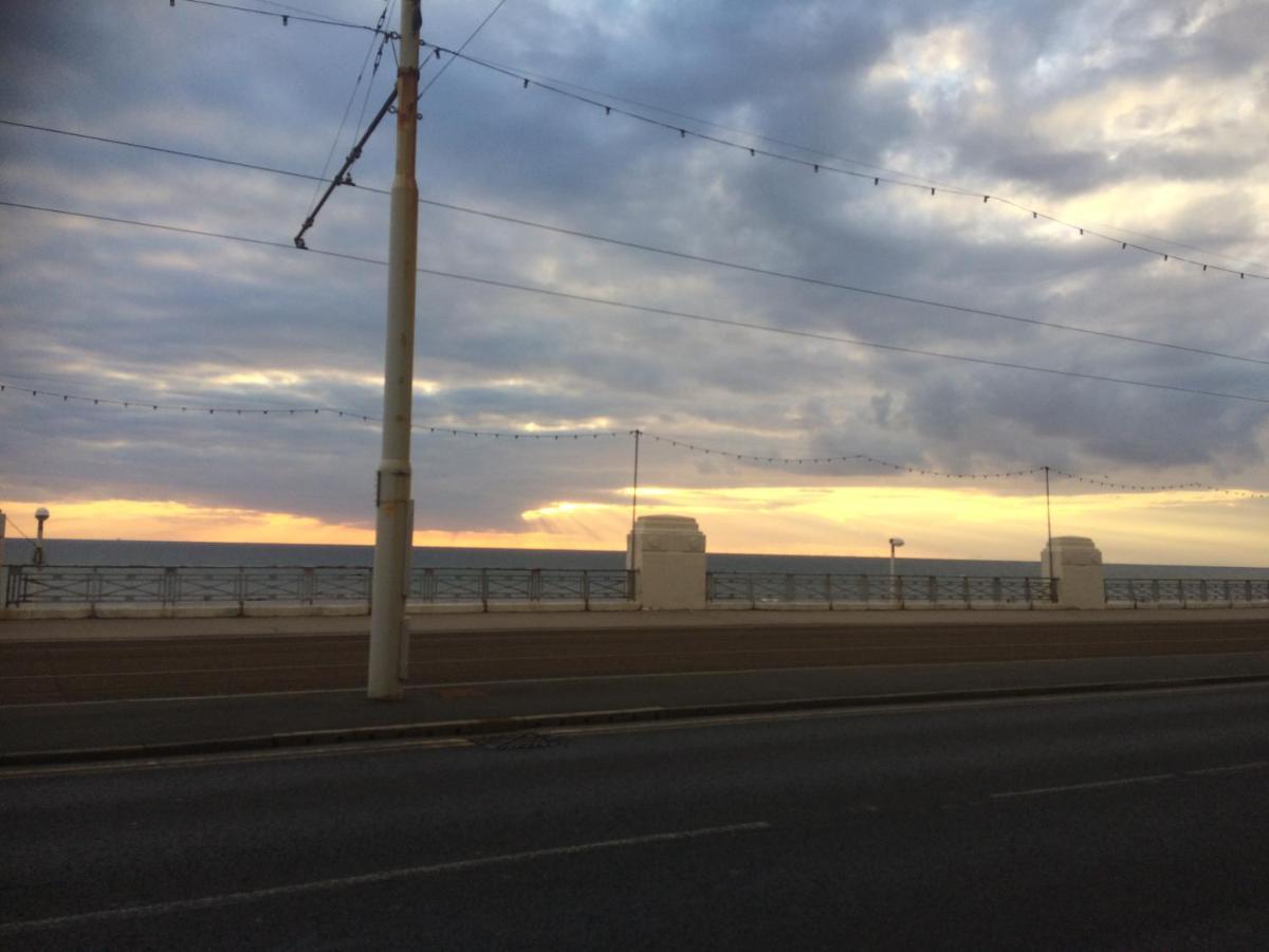 לינה וארוחת בוקר בלקפול The Jewel Of The Sea מראה חיצוני תמונה